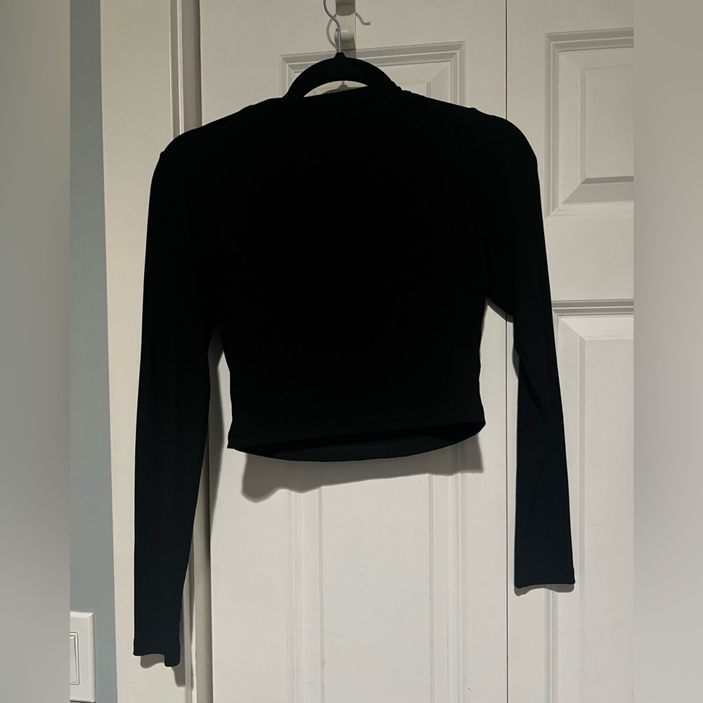 Long sleeve crop top with built in bra
